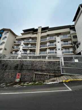 APARTAMENTO DUPLEX 5 QUARTOS 100 m do Parque